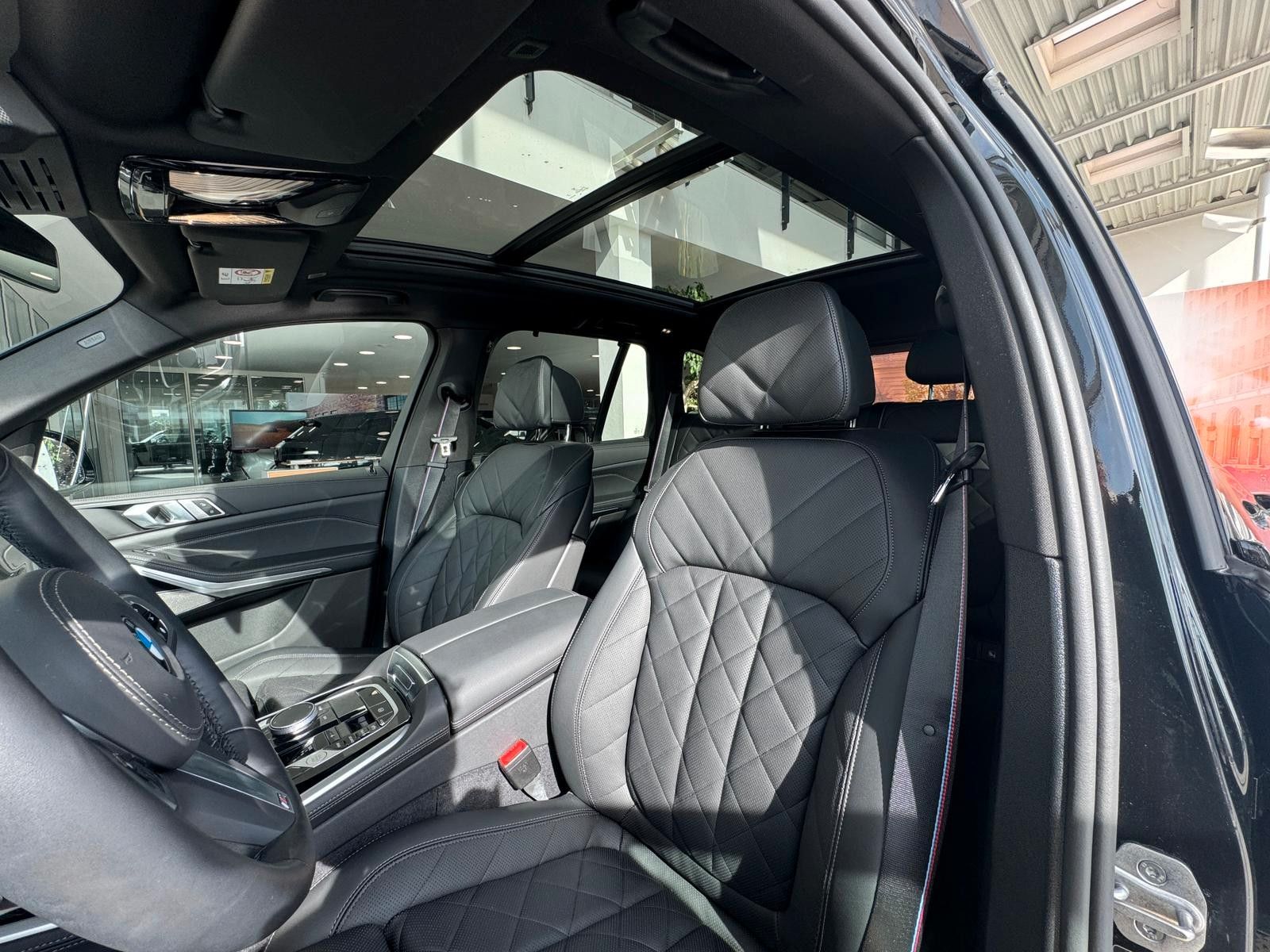 BMW X5 xDrive 30d M Sport Pro 22 AHK Pano Soft Stand
