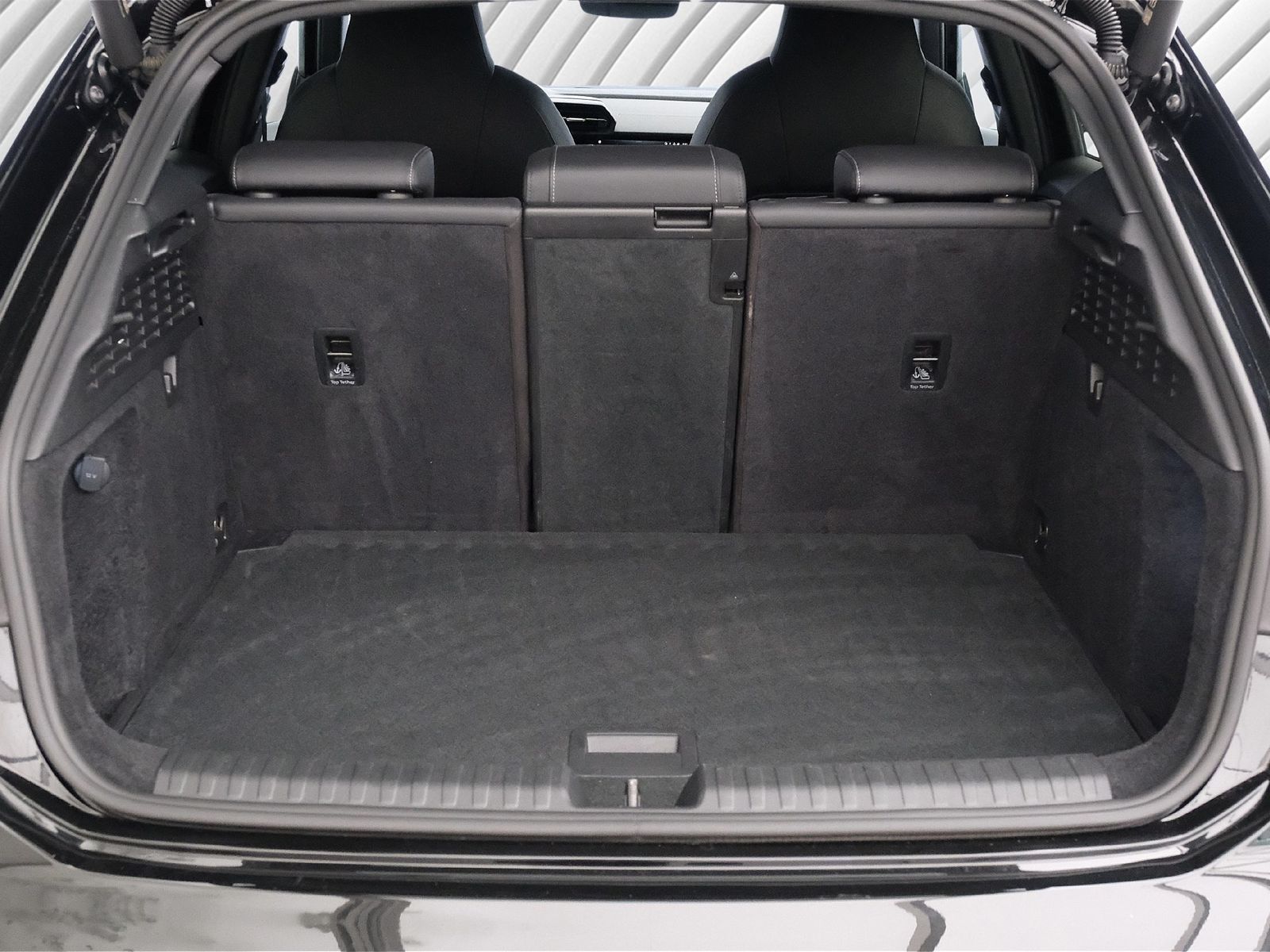 Audi A3 Sportback 35 TFSI S line - Samsaru's Car Outlet