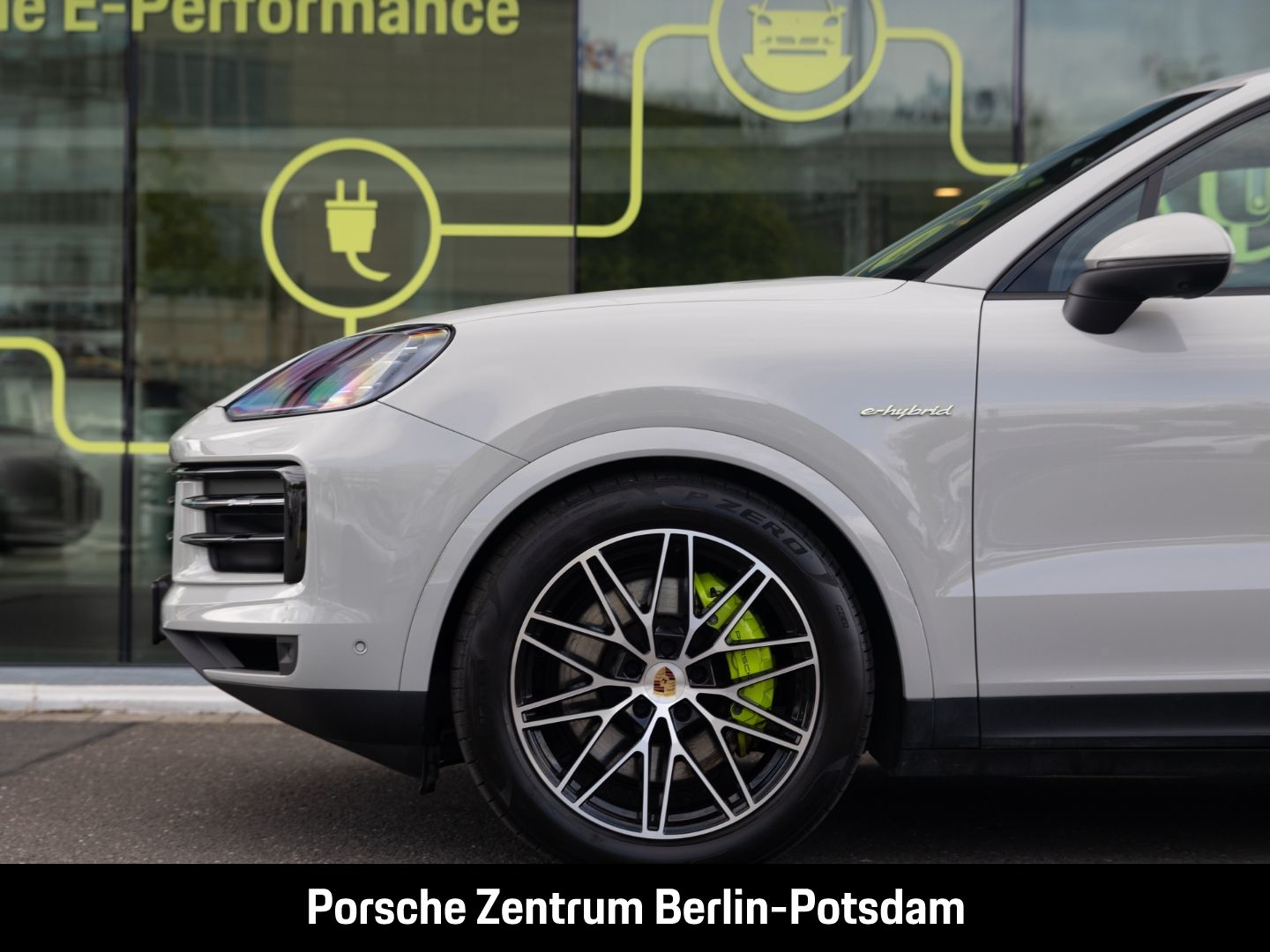 Porsche Cayenne E-Hybrid BOSE InnoDrive Panoramadach LED