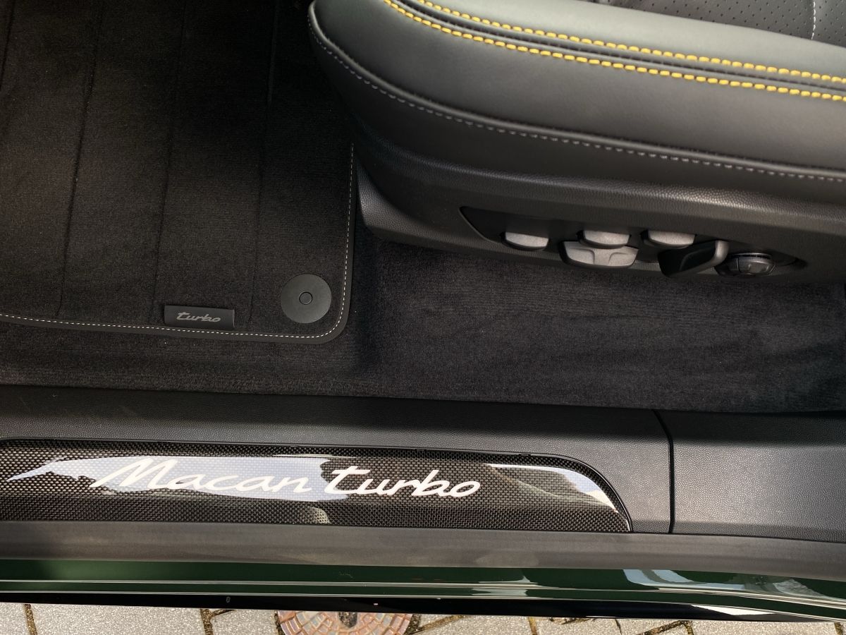 Porsche Macan Turbo | 22-Zoll Räder | InnoDrive
