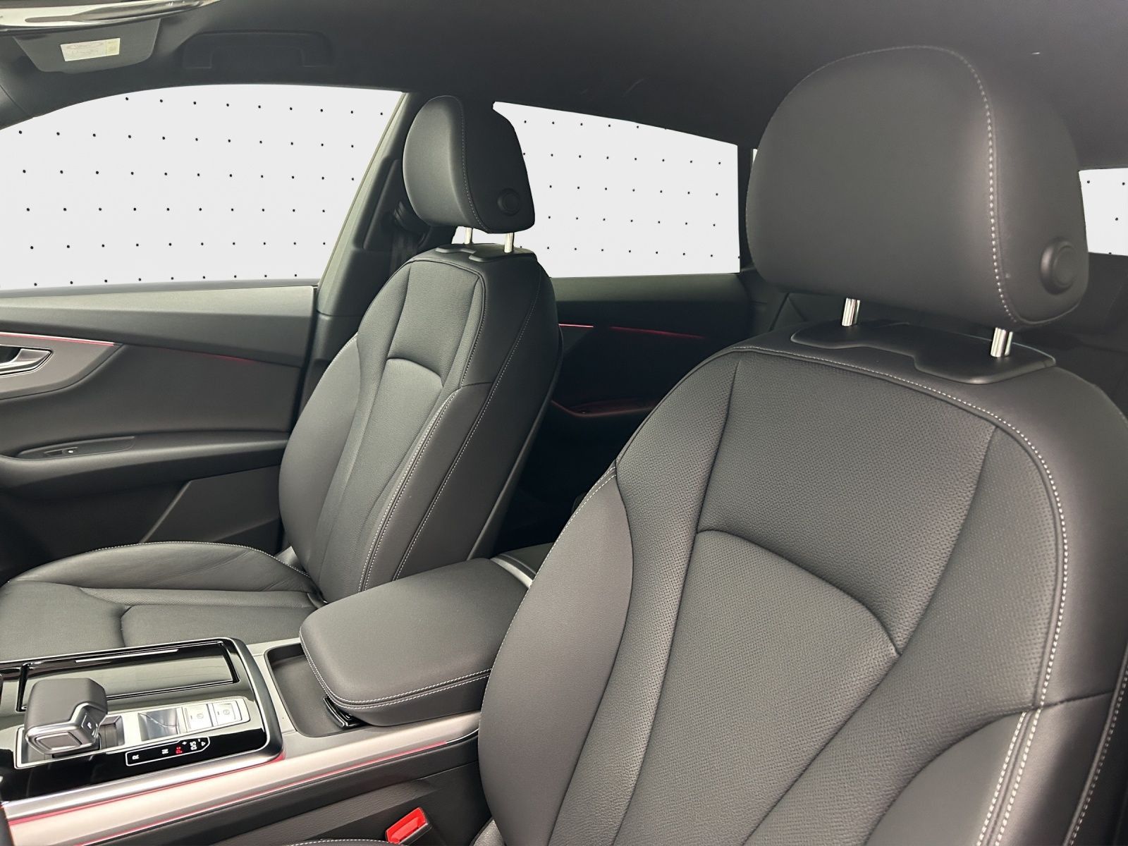 Audi Q8 55 TFSI e quattro - Samsaru's Car Outlet
