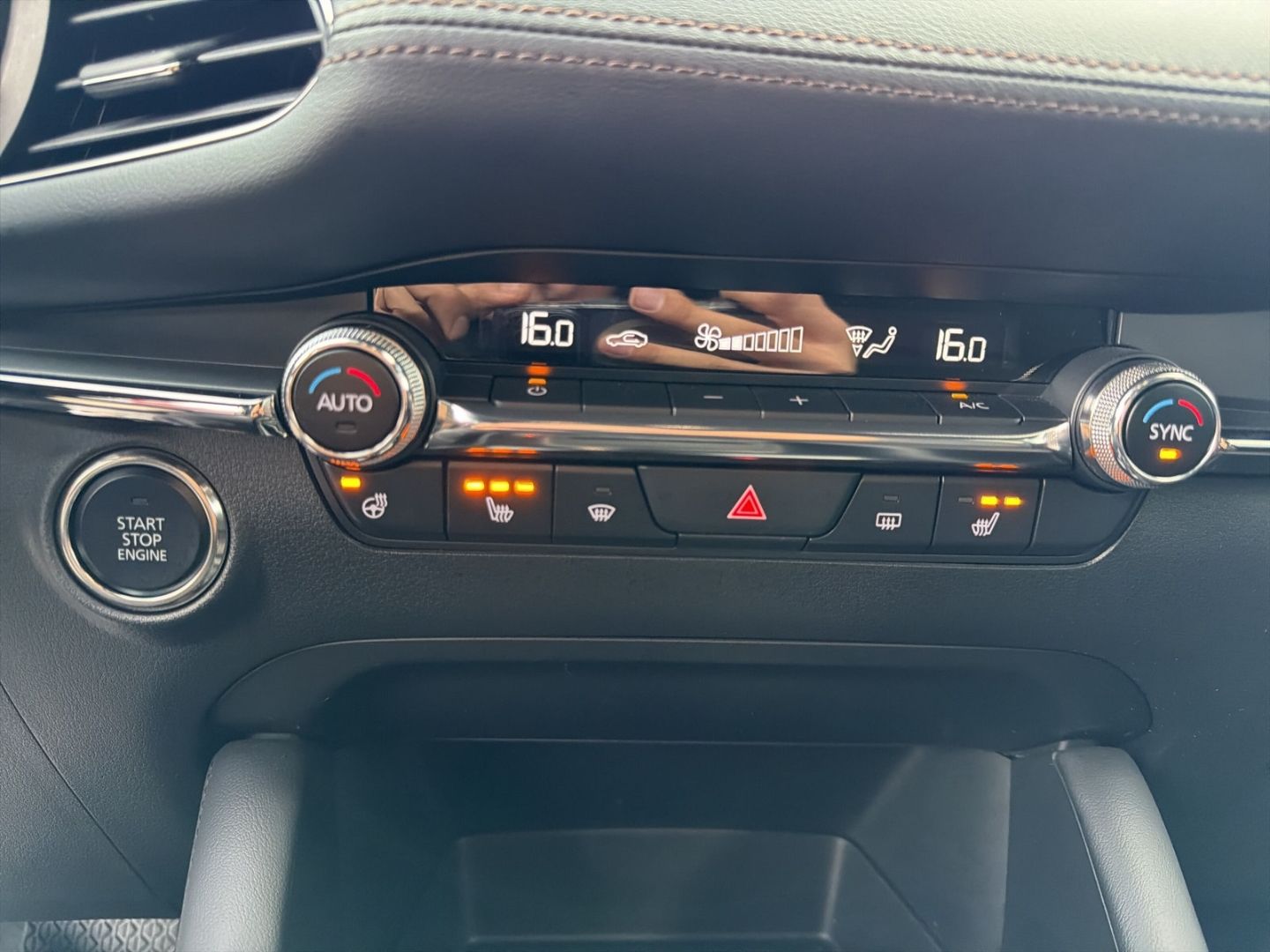 Mazda 3 Skyactiv-X 186 Selection HUD Navi Soundsystem