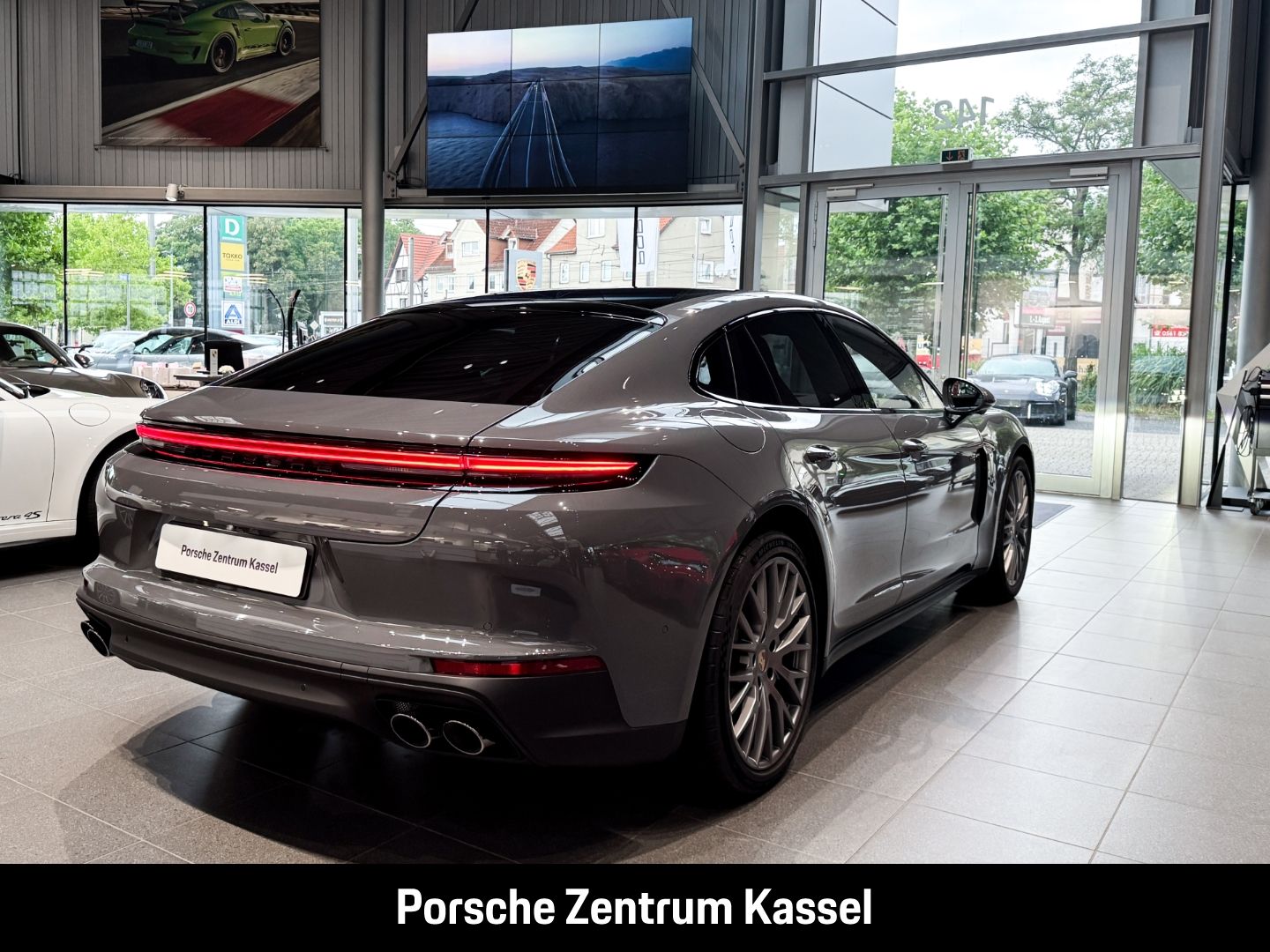 Porsche Panamera 4 E-Hybrid 2.9