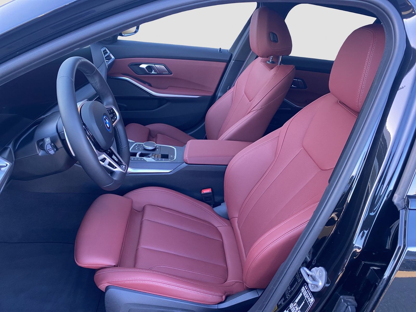 BMW 330e Touring xDrive ///M-Sport PRO ACC PanoSD 36