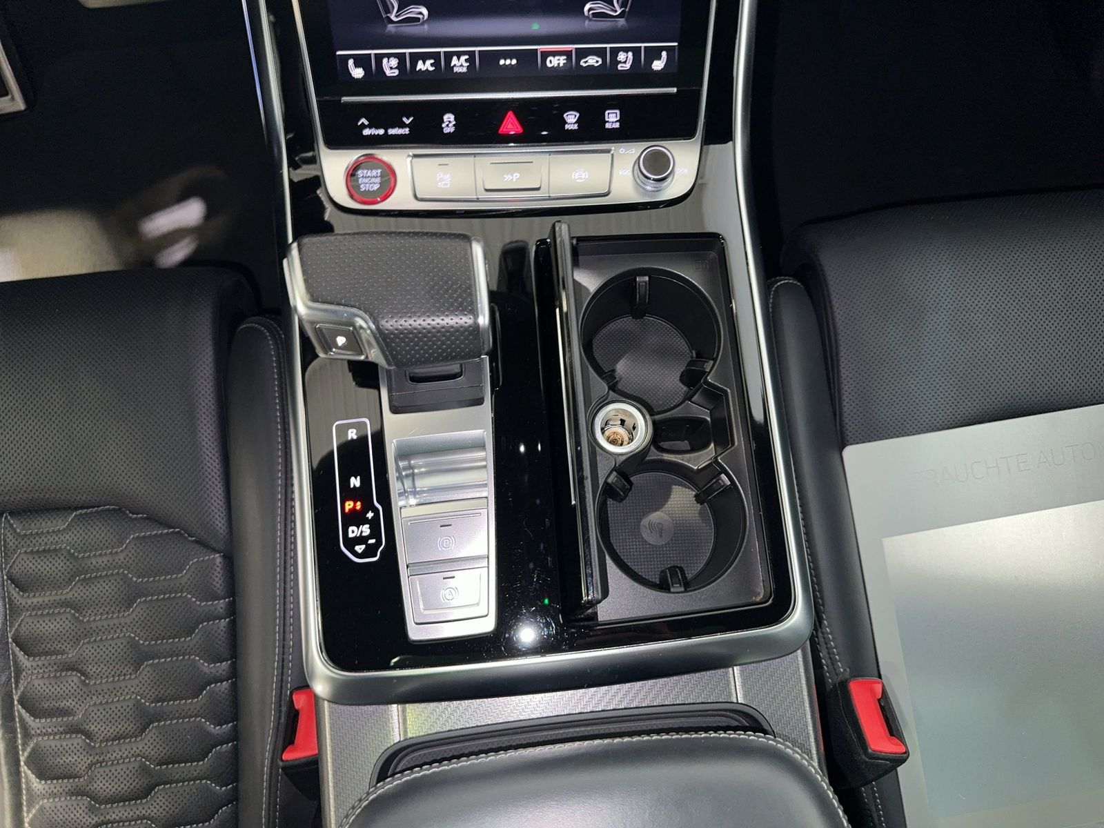 Audi RS Q8 TFSI quattro AHK*Panorama*HUD*