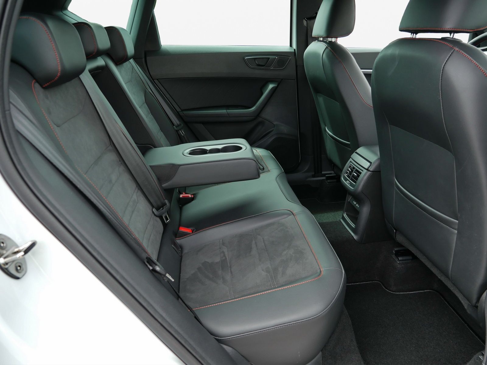 Seat Ateca 2.0 TDI FR AHK*LED*Navigation*ACC*AHK