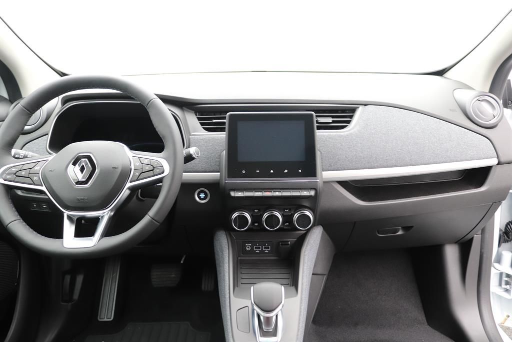Renault ZOE Experience Z.E. 50 - Samsaru's Car Outlet