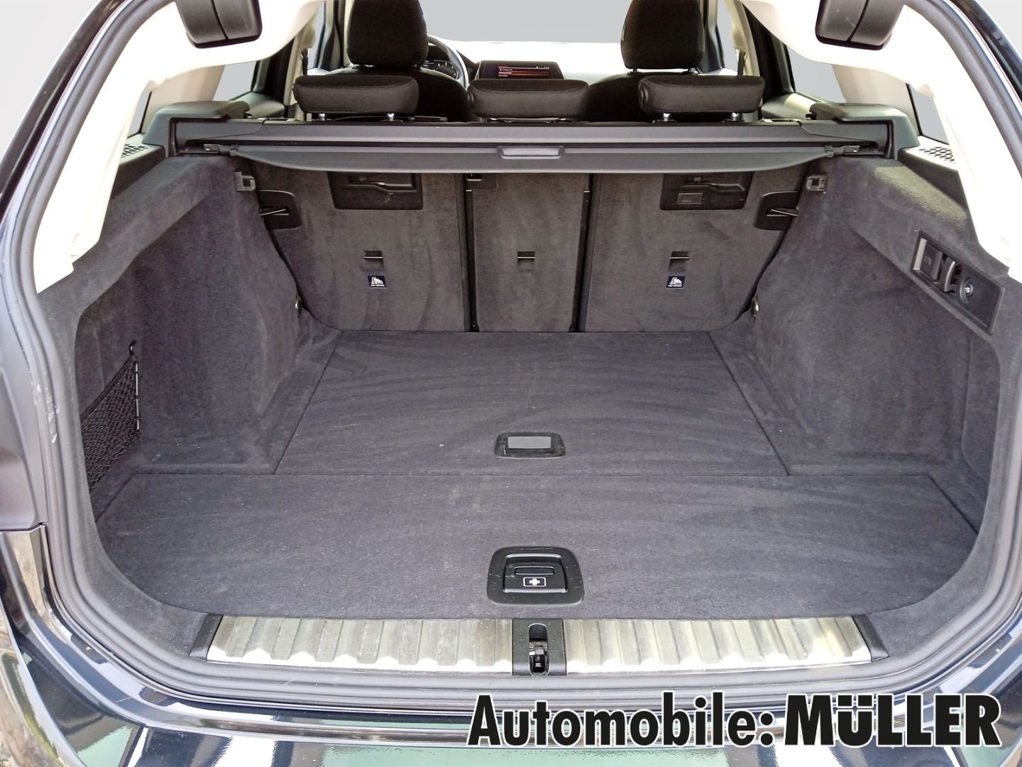 BMW 320 d Touring - Samsaru's Car Outlet