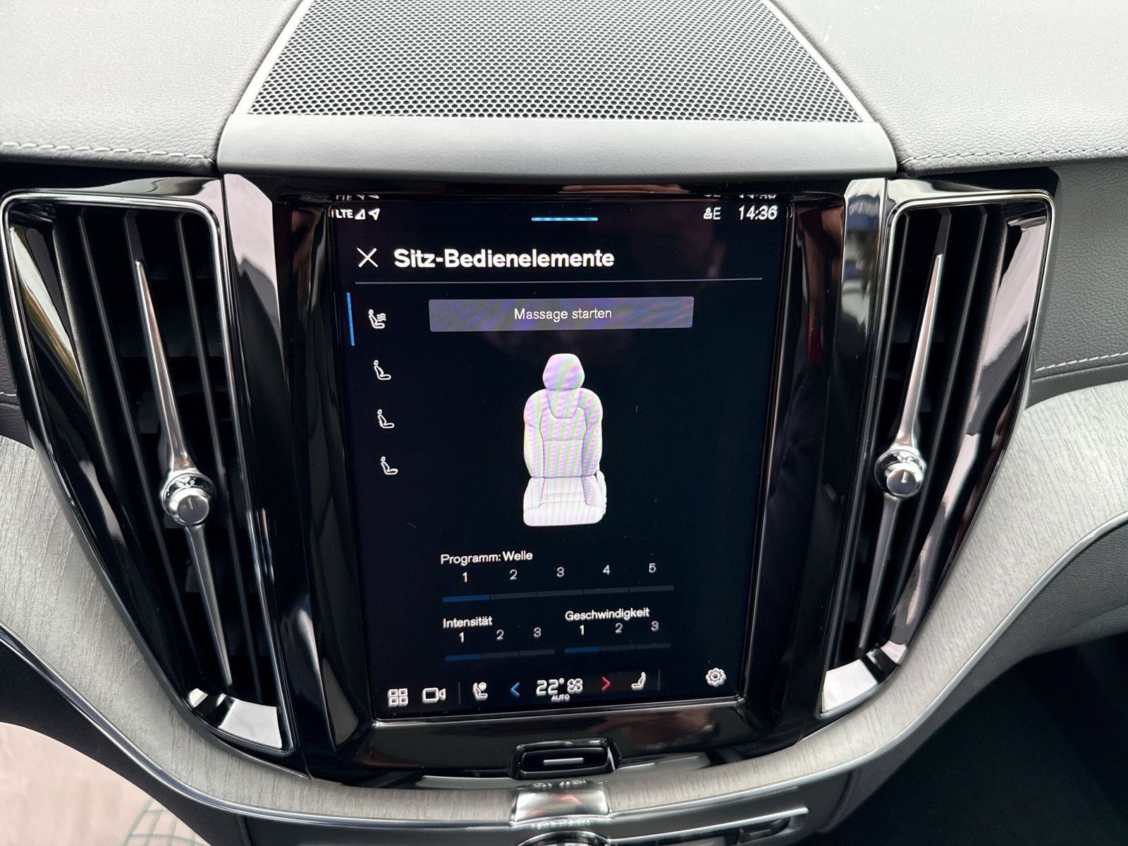 Volvo XC60 B5 Ultra Dark AWD !!! VOLLAUSSTATTUNG !!!