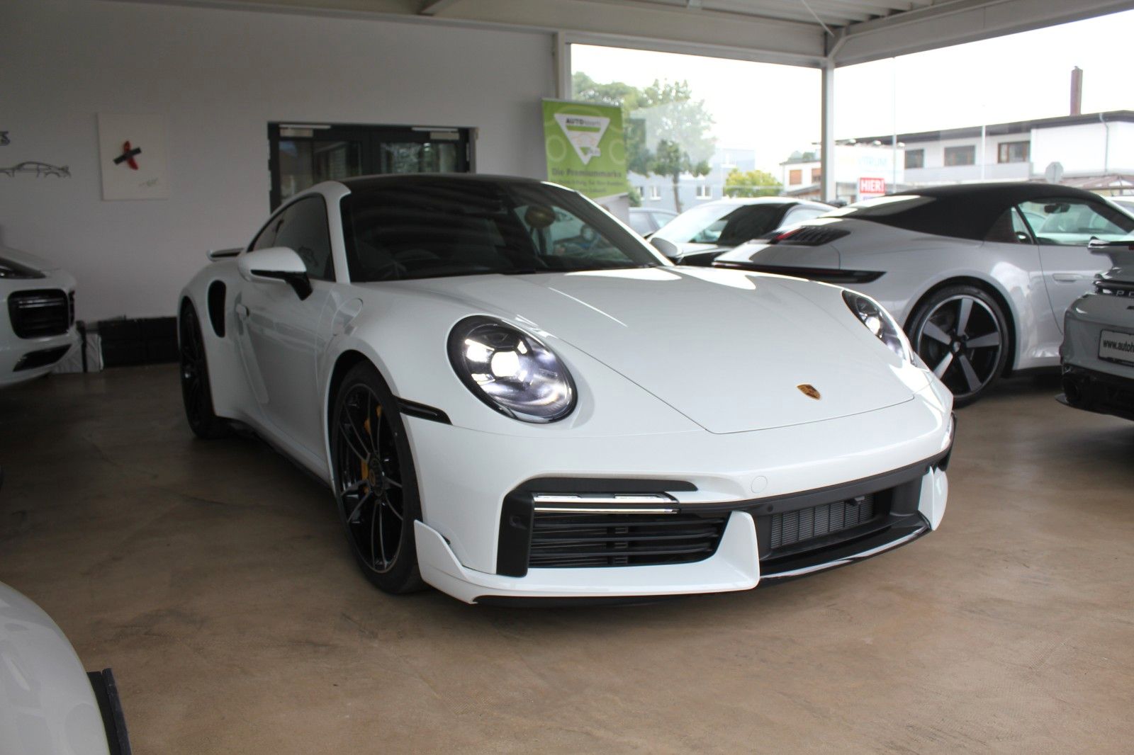 Porsche 992 Turbo S RHD/Sportabgas/SportDesign/GDach/SWA