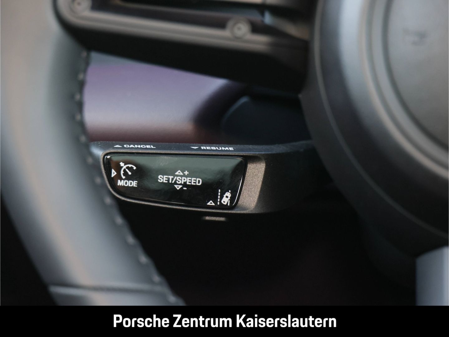 Porsche Macan 4 BOSE Panoramadach Surround View LED