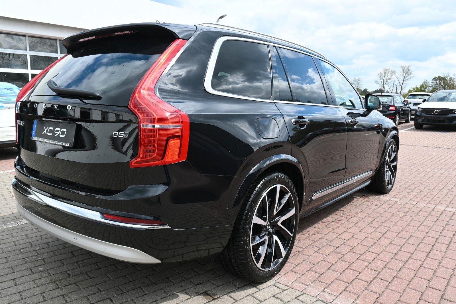 Volvo XC90 B5D AWD Inscription*LUFT*STDHZG*360*AHK*ACC