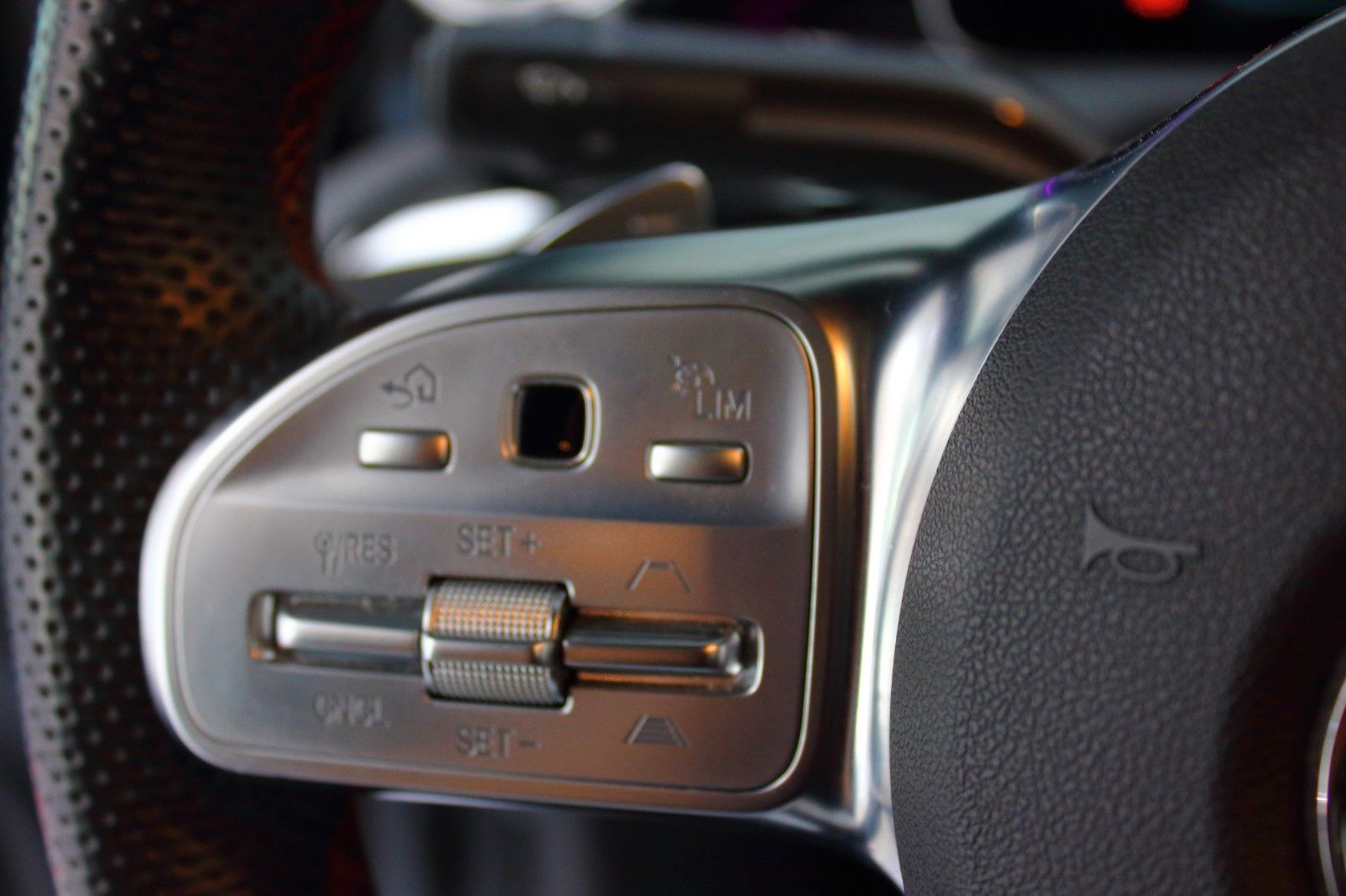 Mercedes-Benz CLA 220 4MATIC AMG - Samsaru's Car Outlet