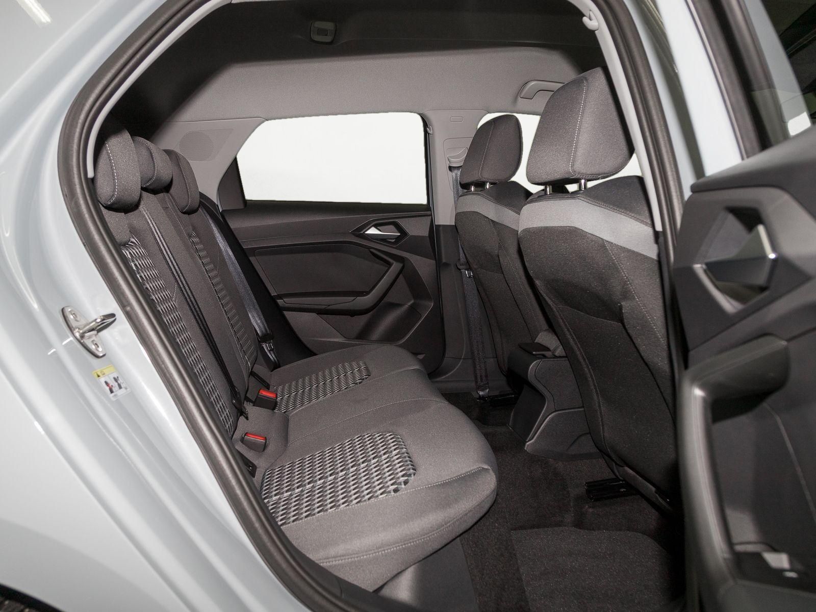 Audi A1 Sportback 30 TFSI ADVANCED - Samsaru's Car Outlet