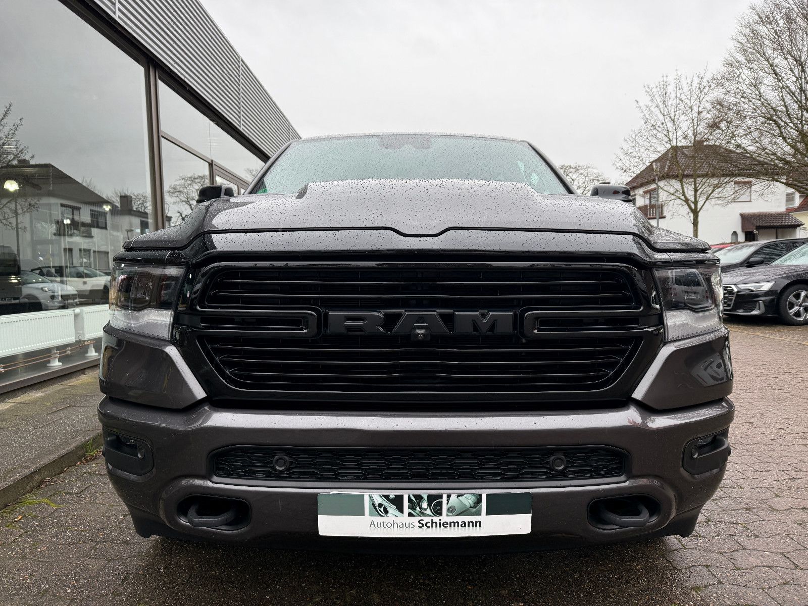 Dodge RAM Crew Cab LARAMIE NIGHT 22"/SPORTABGAS/360°