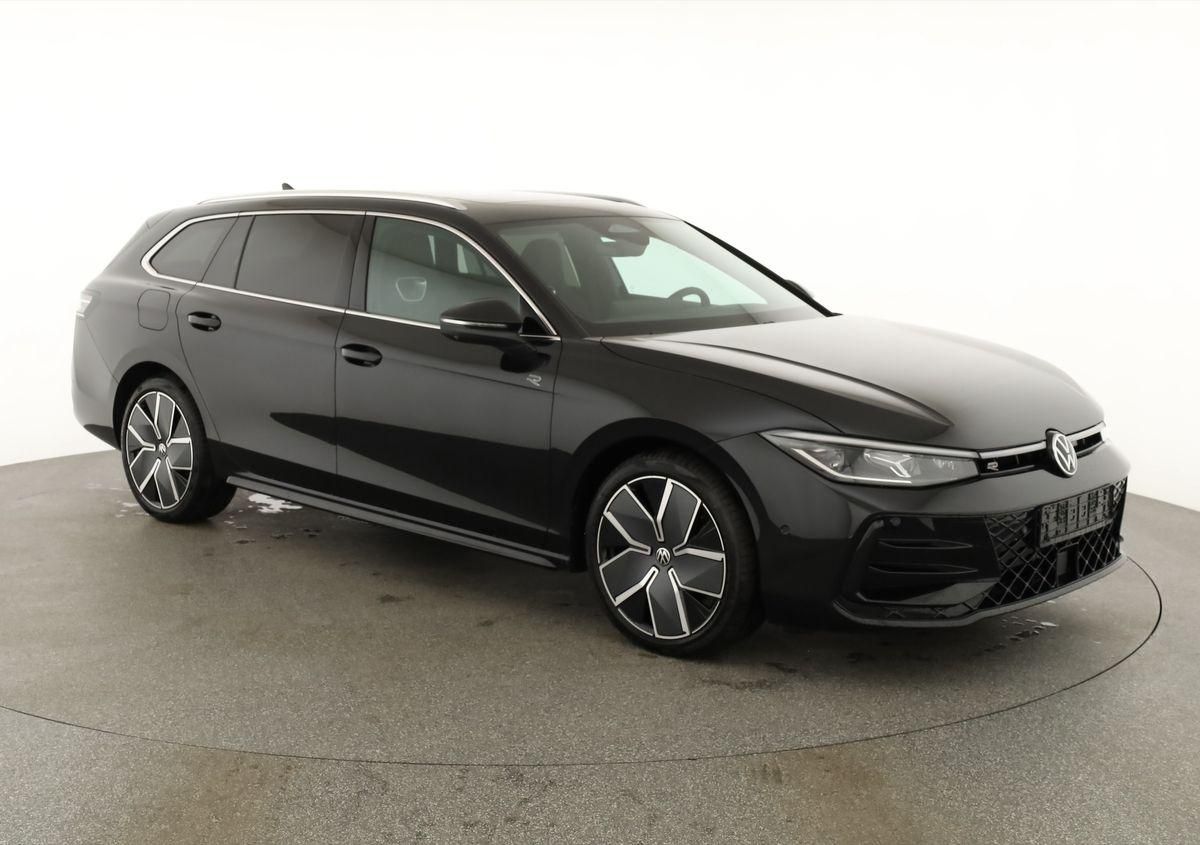 Volkswagen Passat Variant TDI DSG 4M R-LINE, Pano, AHK, IQ.