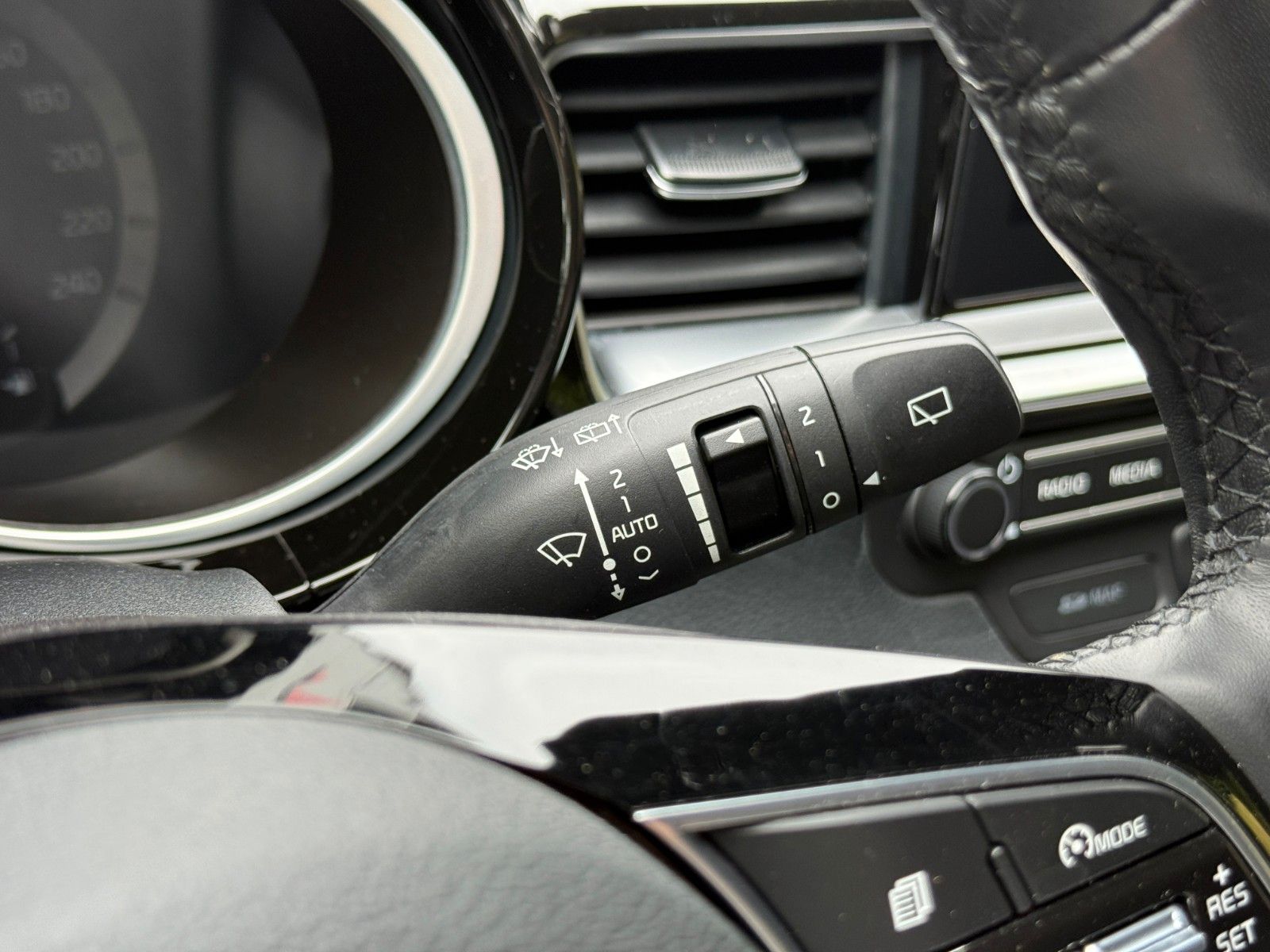 Kia Ceed 1.6 CRDi Vision - Samsaru's Car Outlet