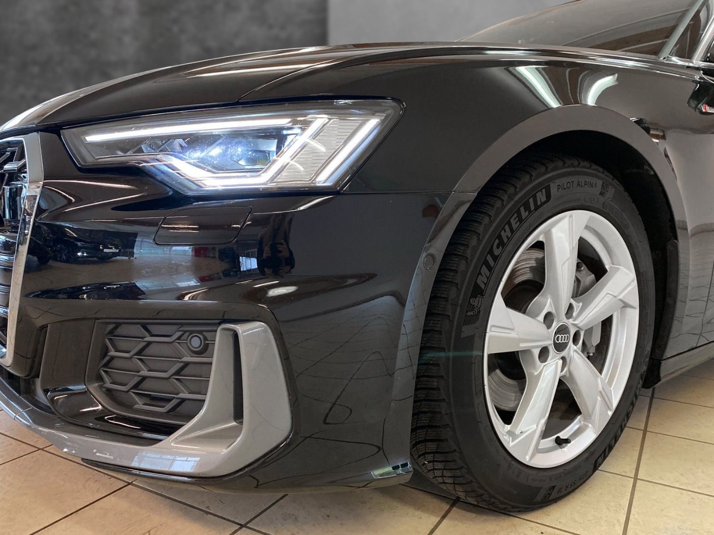 Audi A6 Avant S line - Samsaru's Car Outlet