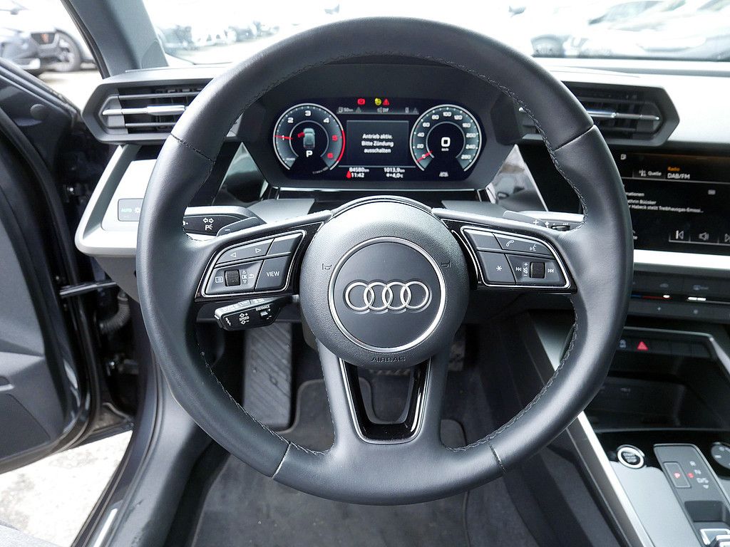Audi A3 Sportback 35 TDI AHK+LED+NAVI+PDC+SHZG+FSE+BT