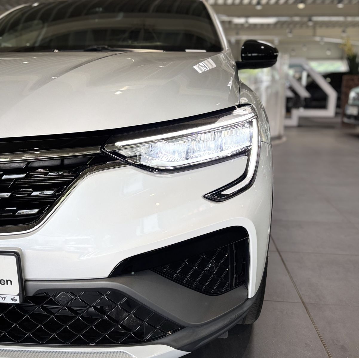 Renault Arkana R.S. LINE TCe 160PS - Samsaru's Car Outlet