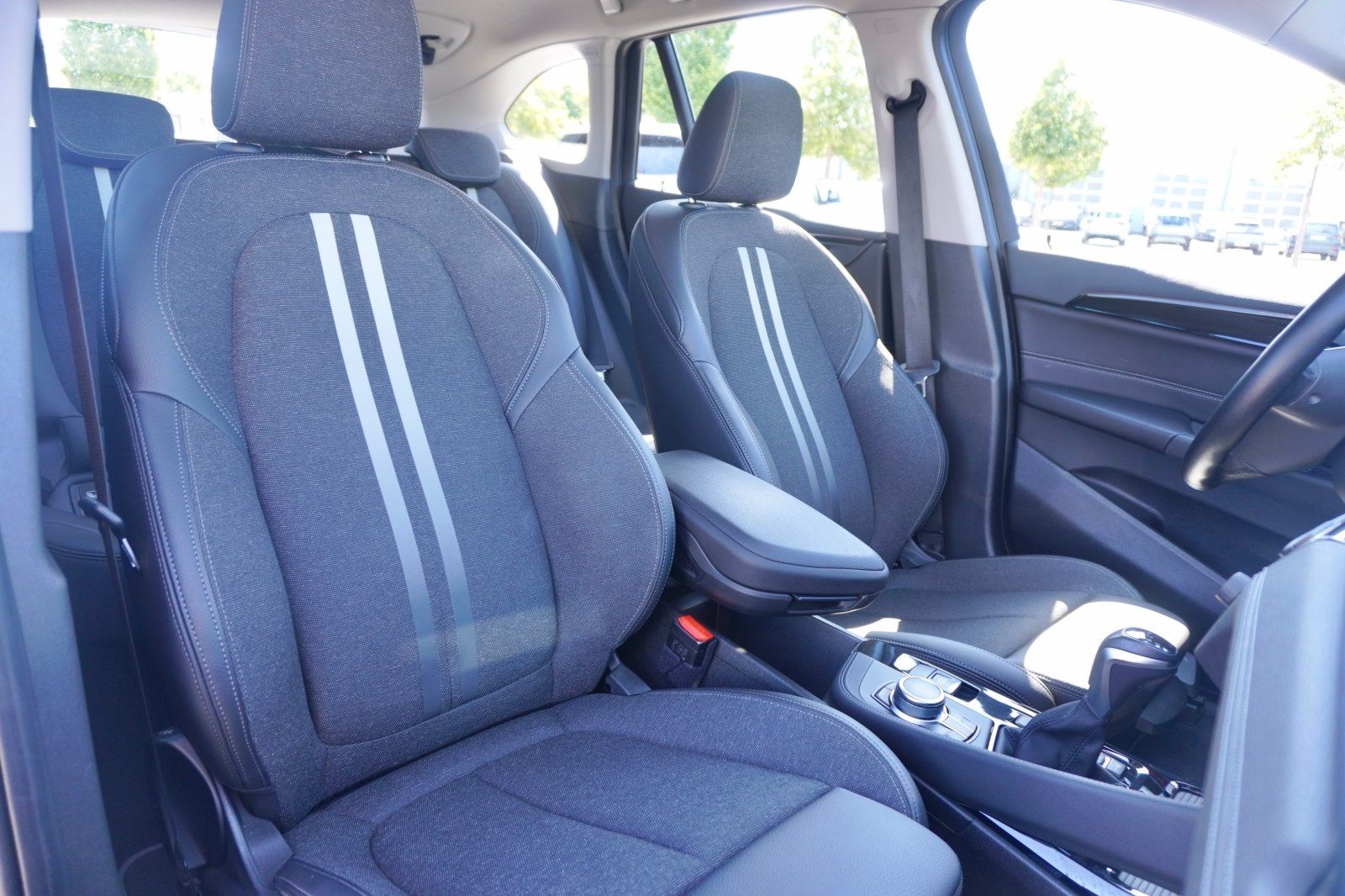 BMW X1 xDrive25e Sport Line - Samsaru's Car Outlet