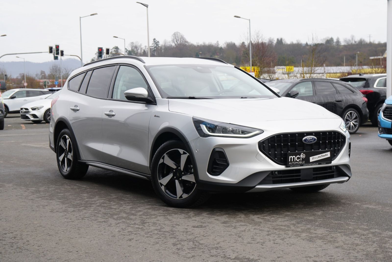 Ford Focus Turnier Aut. Active *Garantie*ACC*LED*