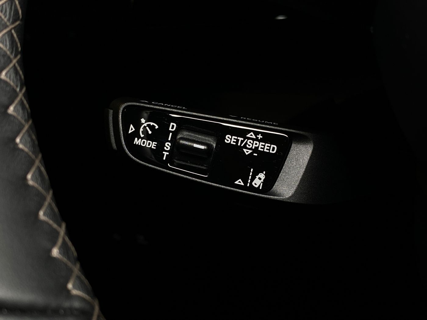 Porsche Macan Turbo | Hinterachslenkung | AHK | 22-Zoll