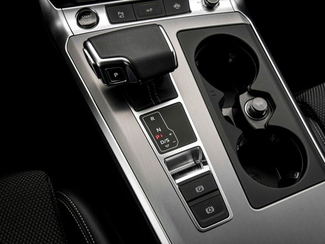 Audi A6 Avant 45 quattro S LINE BLACKPAK STANDHZ. AHK
