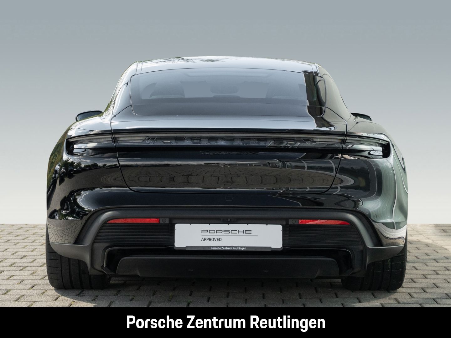 Porsche Taycan GTS BOSE 21-Zoll Luftfederung LED-Matrix