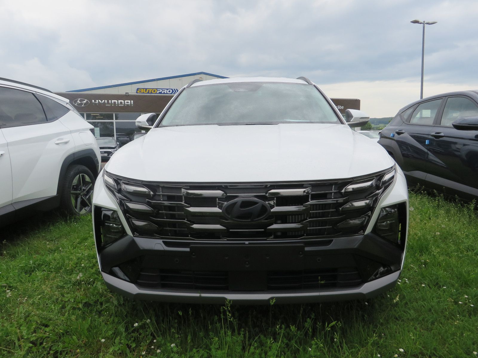 Hyundai TUCSON 1.6 T-GDI Trend - Samsaru's Car Outlet