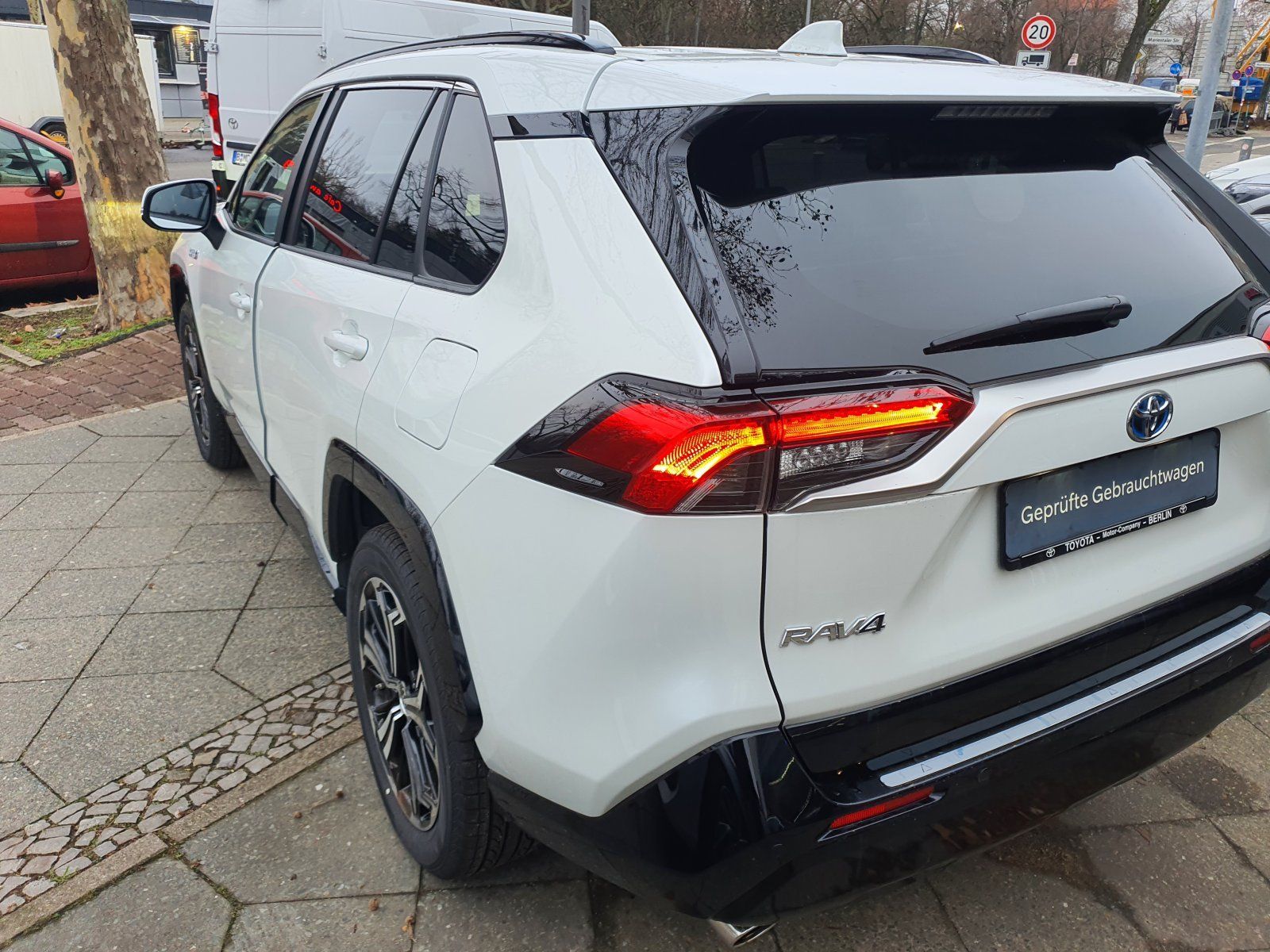 Toyota RAV 4 2.5l Plug-in Hybrid 4x4 Comfort