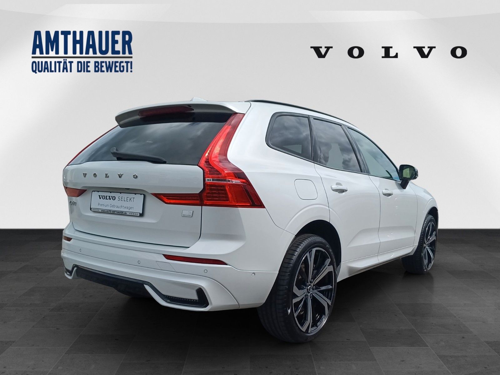 Volvo XC60 T6 Recharge R-Design AWD - Samsaru's Car Outlet