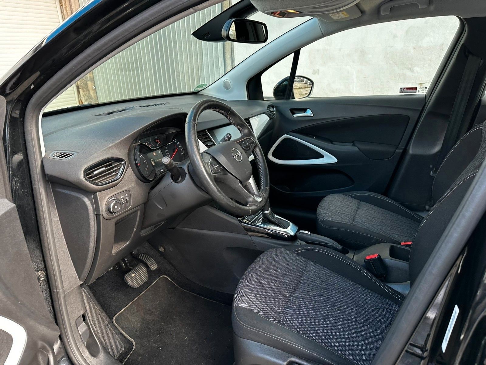 Opel Crossland X - Samsaru's Car Outlet
