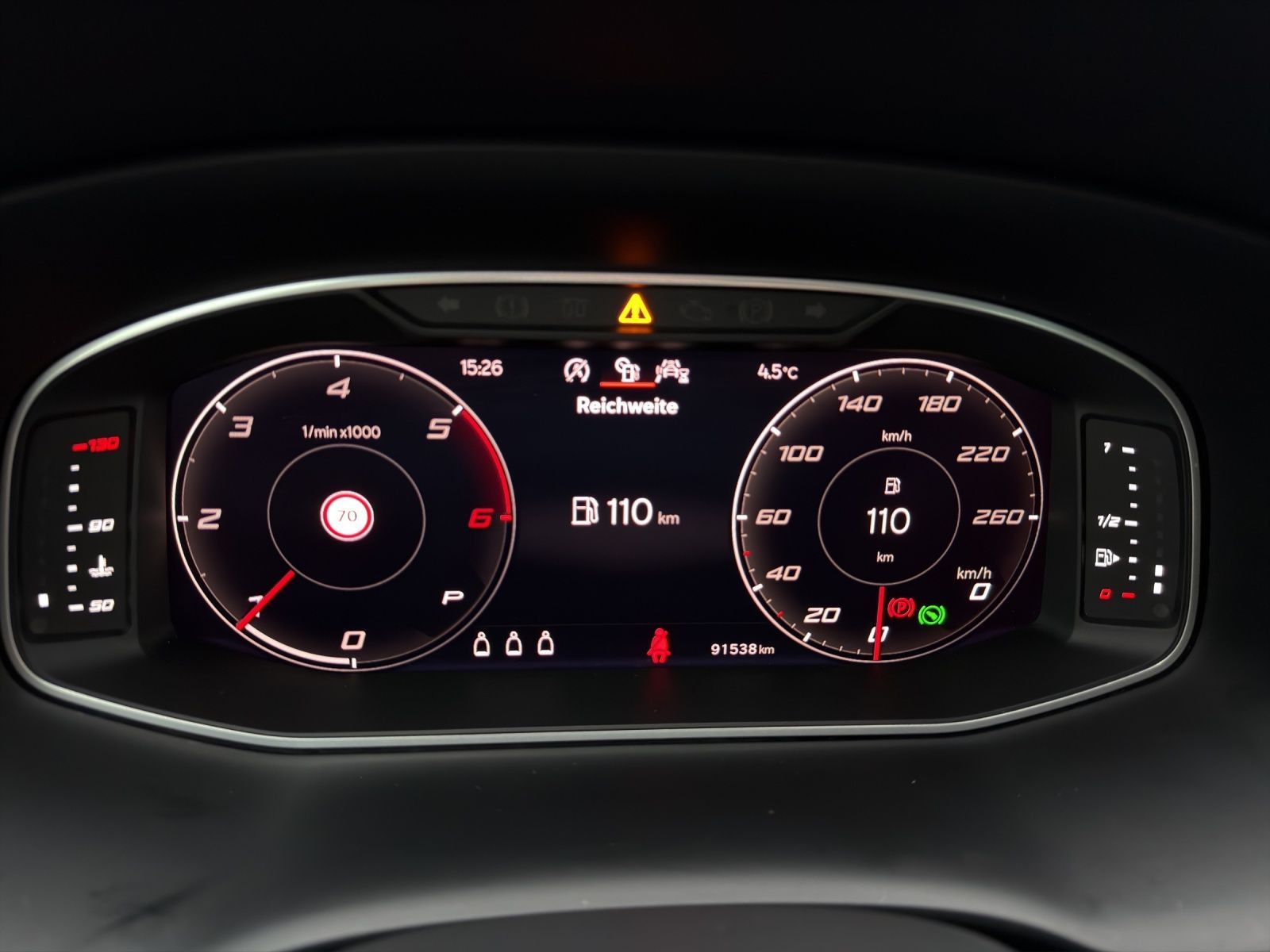 Seat Ateca 2.0 TDI DSG FR LM18 AHK BEATS NAVI+ KAMERA