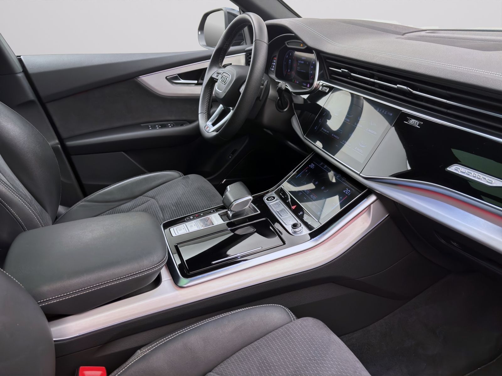 Audi Q8 50 TDI Q S LINE STDHZG PANO AHK HD-MATRIX LM2