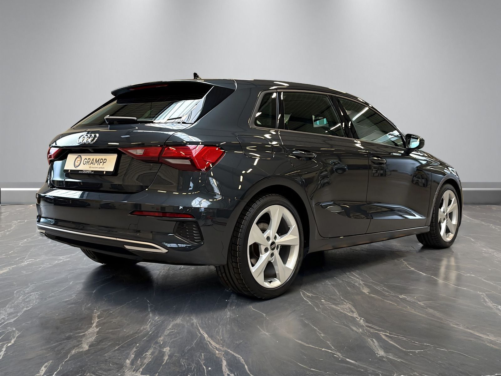 Audi A3 Sportback 35 TFSI advanced +AHK+KAMERA+PANO+