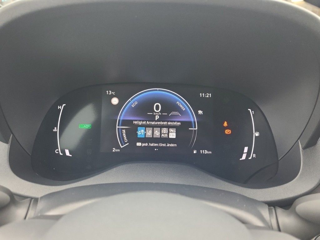 Toyota Yaris Cross Hybrid 130 1.5 VVT-i Black & White