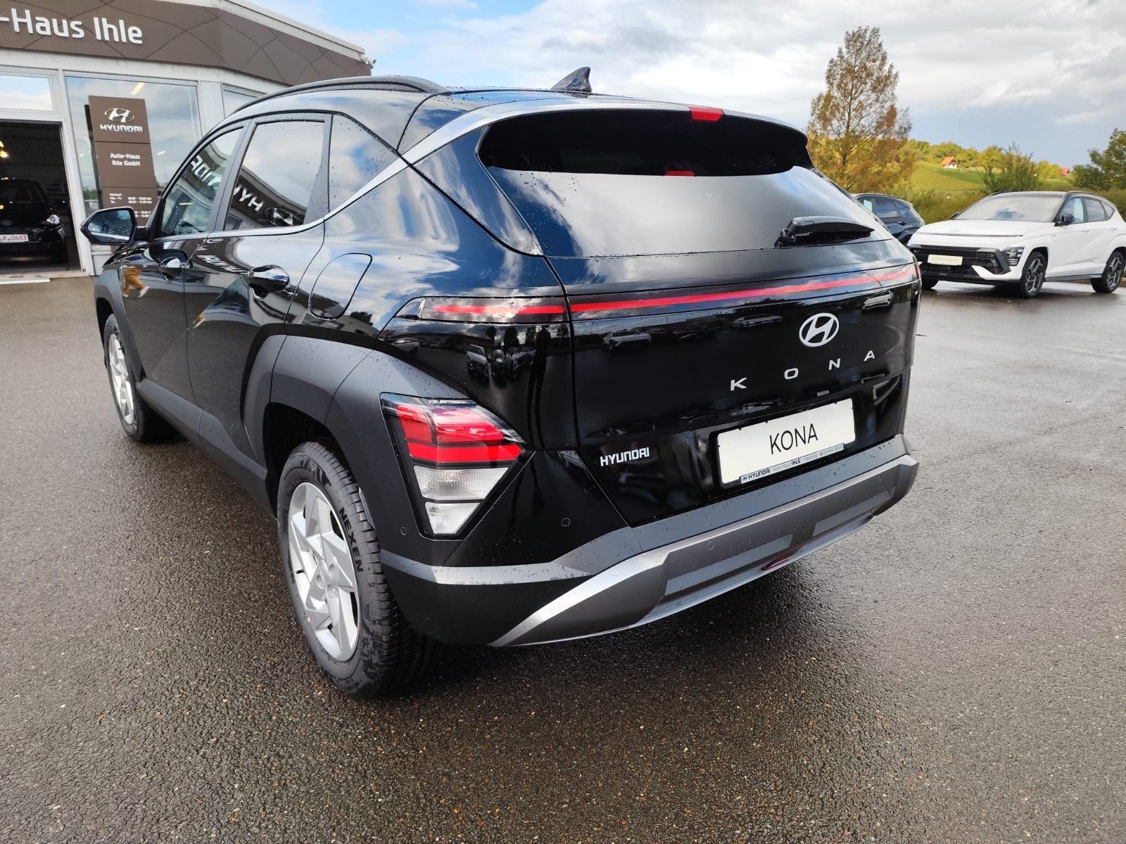 Hyundai Kona 1.6 T-GDI Trend - Samsaru's Car Outlet