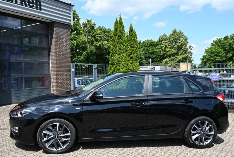 Hyundai i30 1.0 T-GDI - Samsaru's Car Outlet
