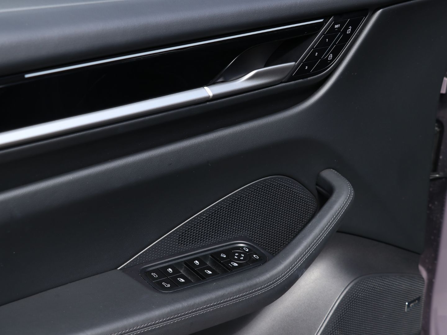 Porsche Macan 4S InnoDrive HA-Lenkung Surround-View BOSE