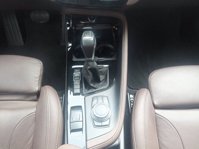 BMW X1 xDrive25e Sport Line - Samsaru's Car Outlet