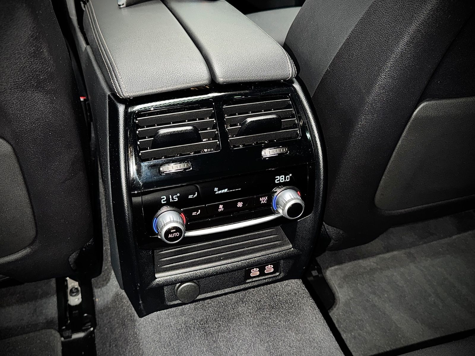 BMW 530d*X-DRIVE*M-SPORT*PANO*LASER*HUD*HiFi*1.Hd