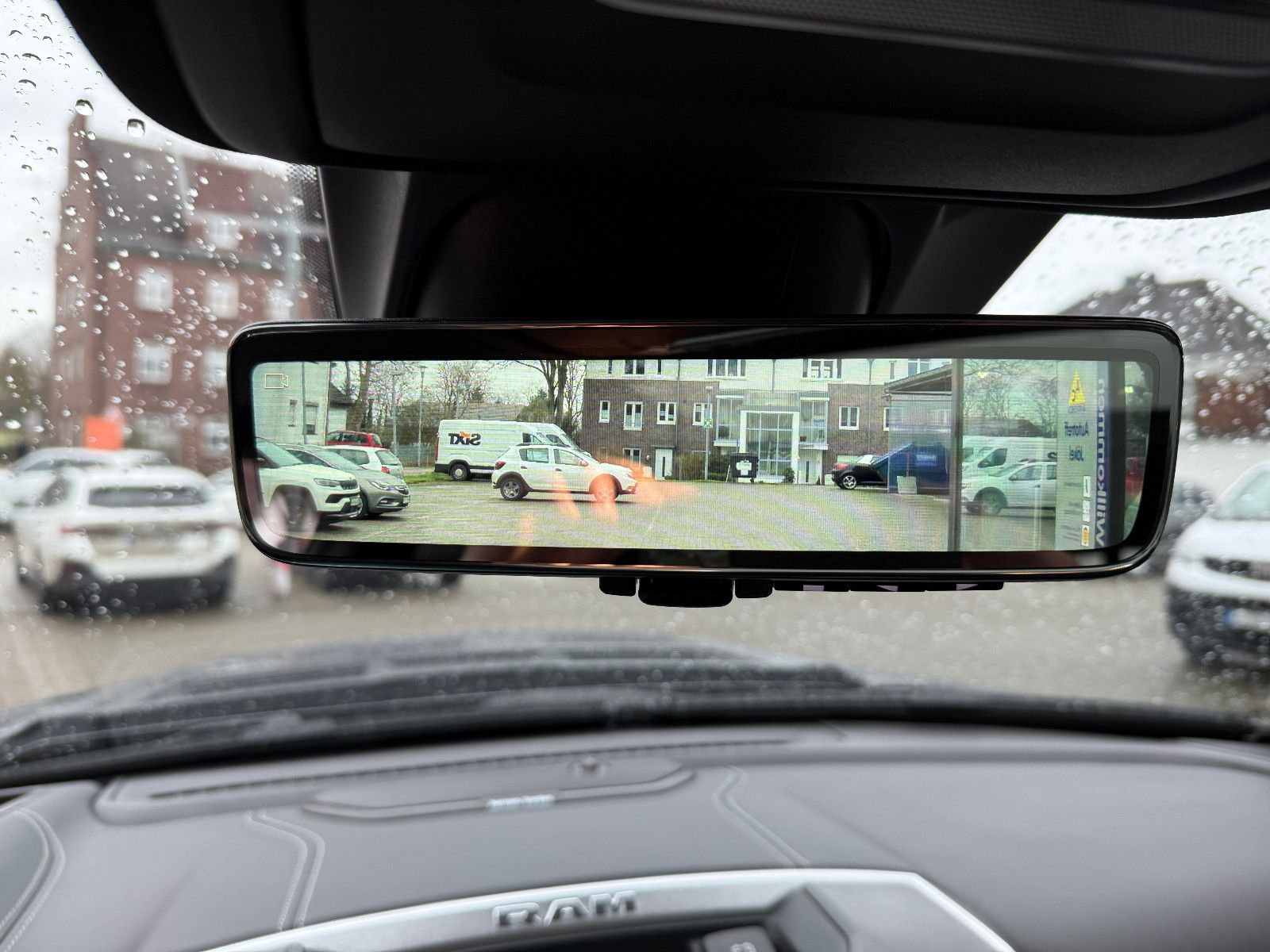 Dodge RAM Crew Cab LARAMIE NIGHT 22"/SPORTABGAS/360°