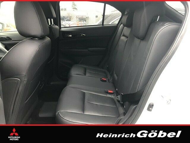 Mitsubishi Eclipse Cross PHEV 4WD Top PANORAMA UVP: 49.349€