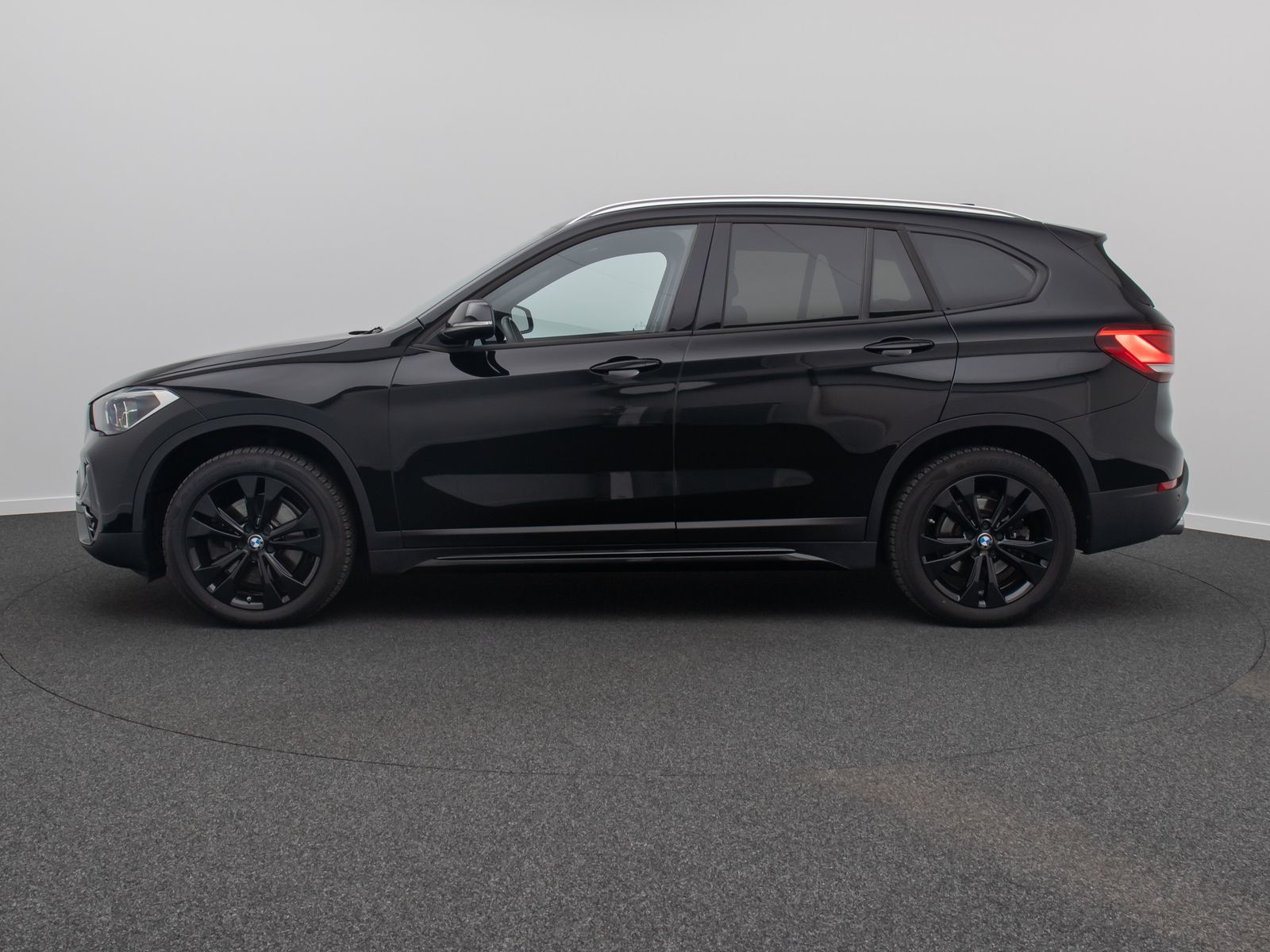 BMW X1 xD20i Sport Line - Samsaru's Car Outlet
