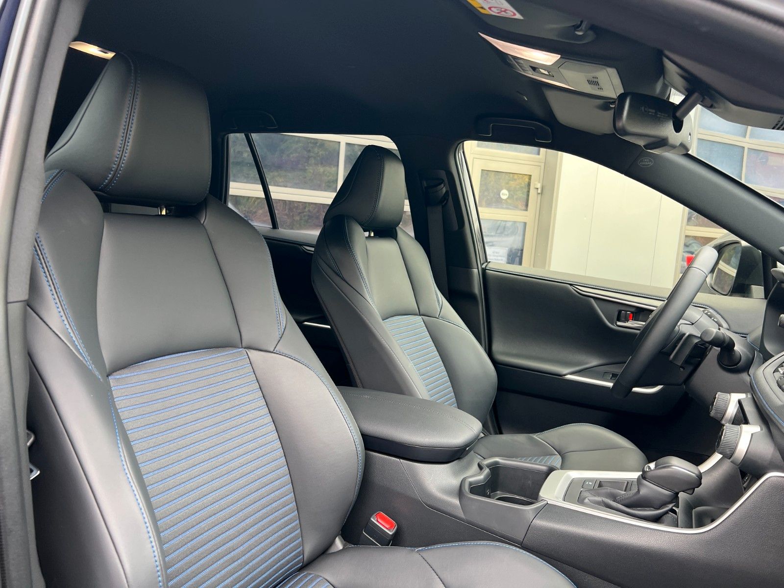 Toyota RAV 4 2.5 Hybrid 4x2 Style VOLL JBL+360°+LEDER