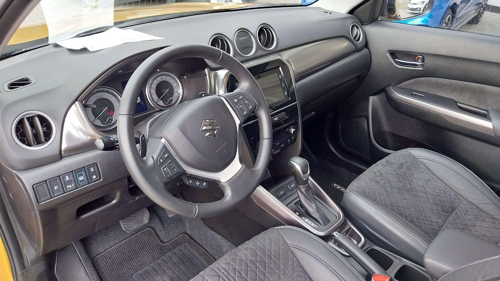 Suzuki Vitara 1.5 Dualjet Hybrid AGS Comfort+ - Samsaru's Car Outlet