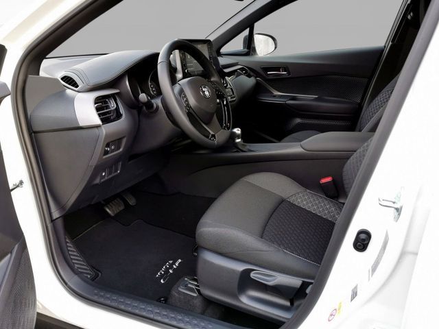 Toyota C-HR 1.8 Hybrid Business Edition - Samsaru's Car Outlet