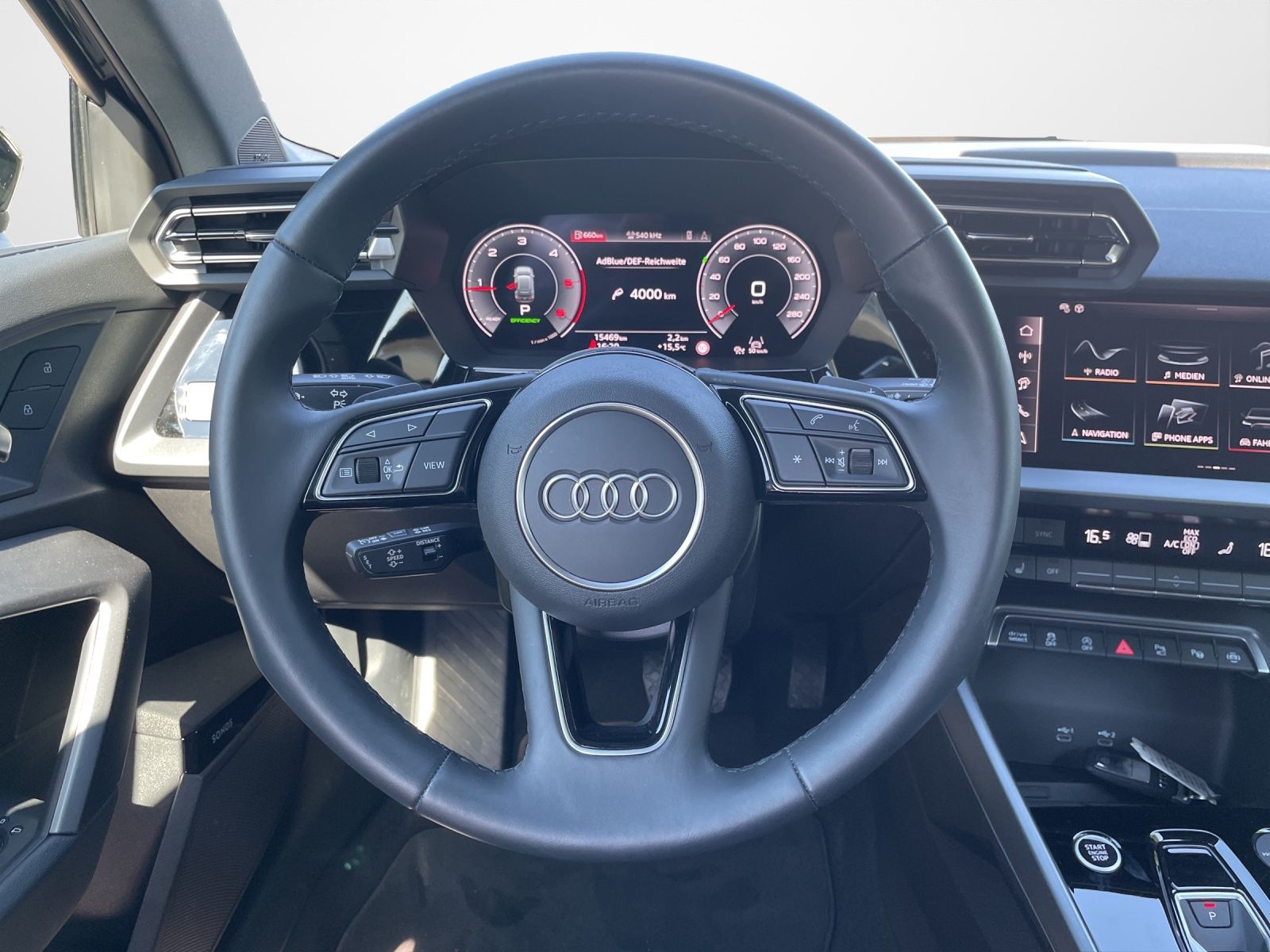 Audi A3 Sportback 35 TDI S tronic advanced - Samsaru's Car Outlet