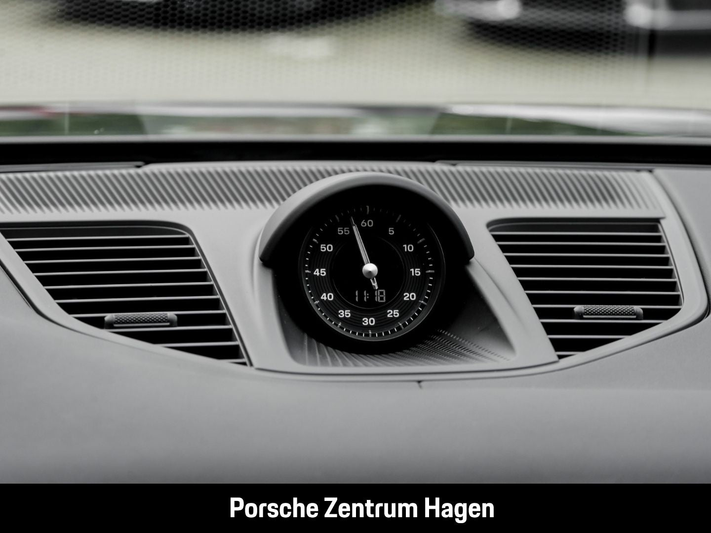 Porsche Panamera 4S E-Hybrid Sportabgasanlage HA-Lenkung